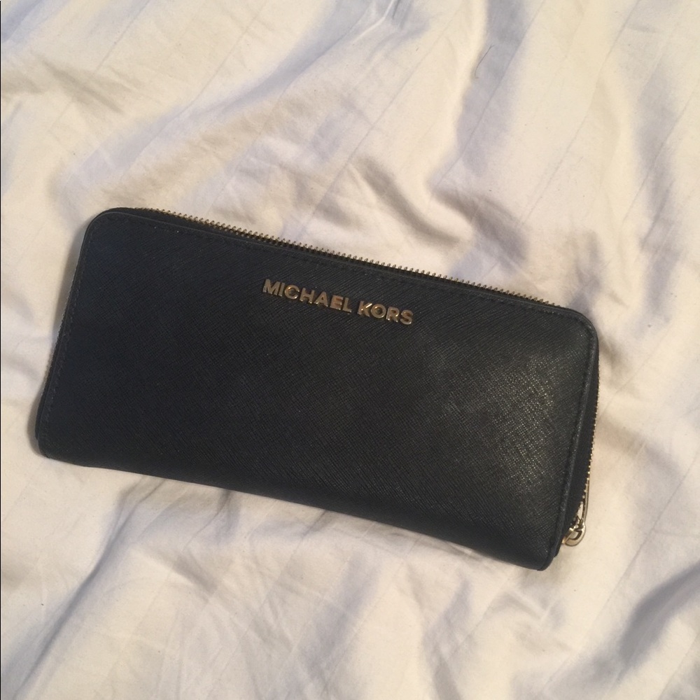 Michael Kors wallet